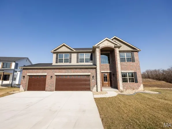 712 Creekwood Ct, O'Fallon, IL 62269