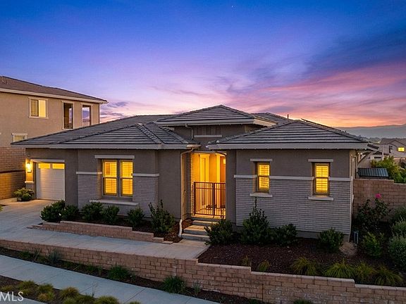 3rd image of 32441 Toyon Rd