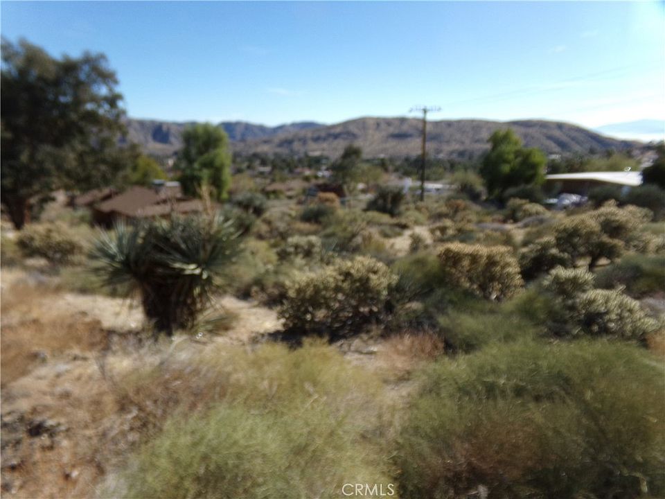 1st image of 0 Vista Dr #18