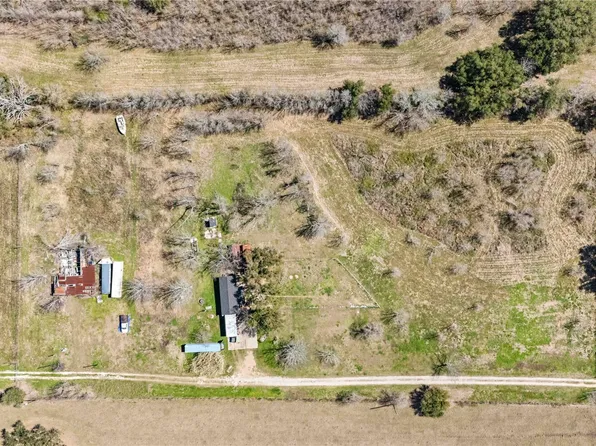 1224 County Road 32, Angleton, TX 77515
