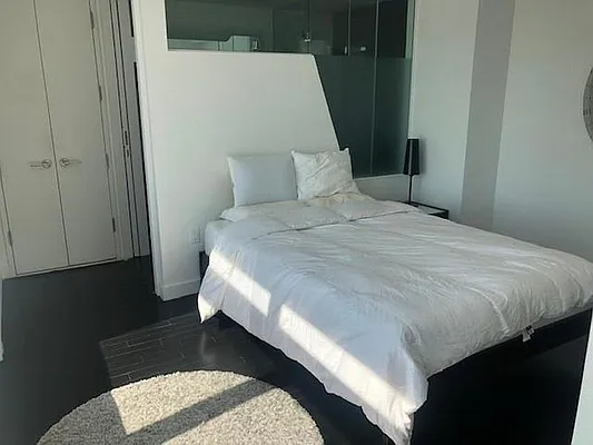 Rented by TNG Nassimi Realty | media 9