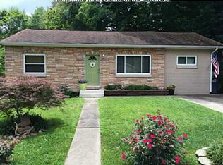 2003 Beechwood Dr, South Charleston, WV 25303