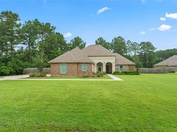 506 N Acadia Park, Covington, LA 70435