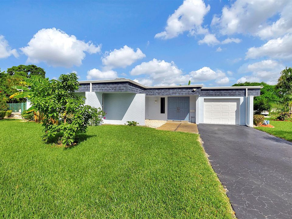 1st image of 4411 Queen Palm Lane