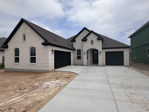 3727 Moru Oak Drive, Seguin, TX 78155