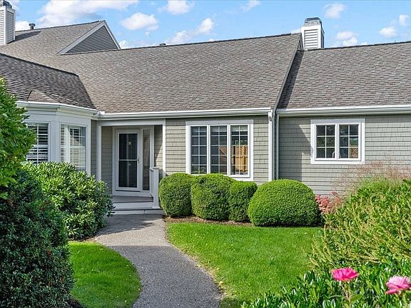 2nd image of 10 Floret Cir #10