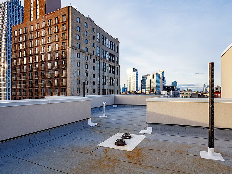 303 Wythe Ave #405 — Photo 12