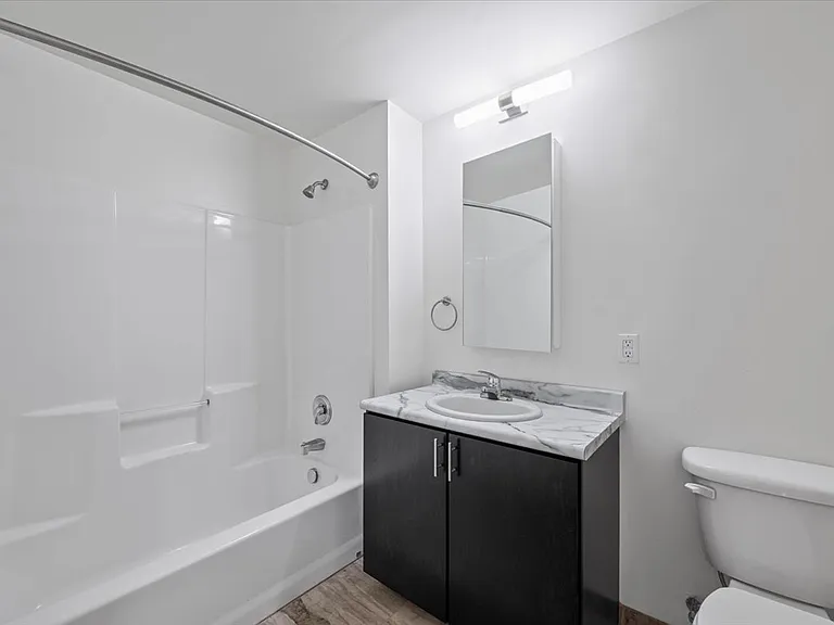 219 Carron St #102 — Photo 3