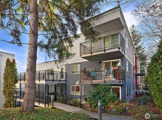 2512 E Madison St APT 401, Seattle, WA 98112