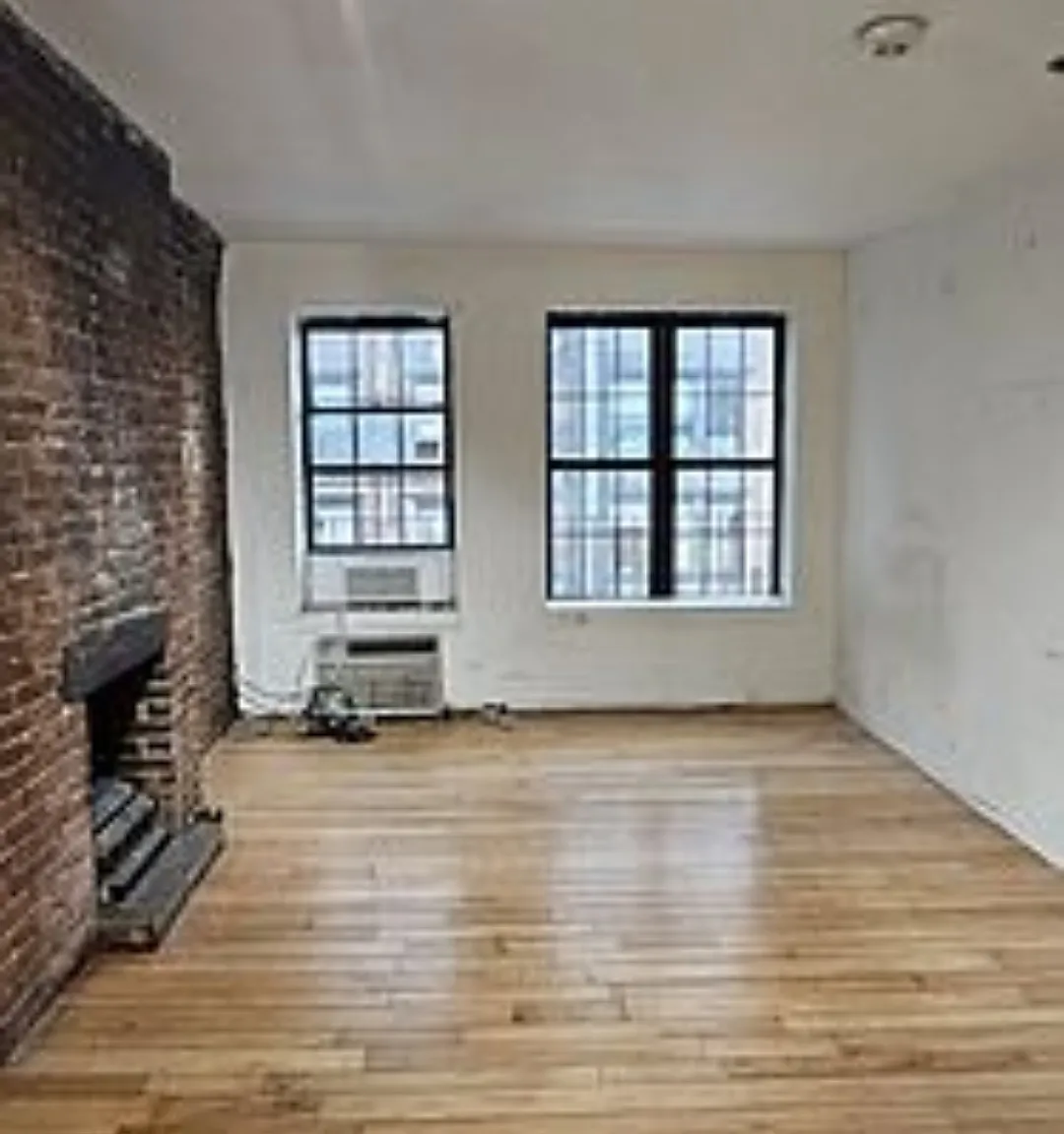 313 East 60th Street — Photo 1