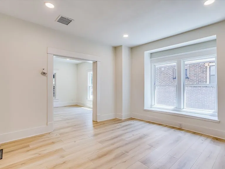 1227 N Lewellen Ave — Photo 13