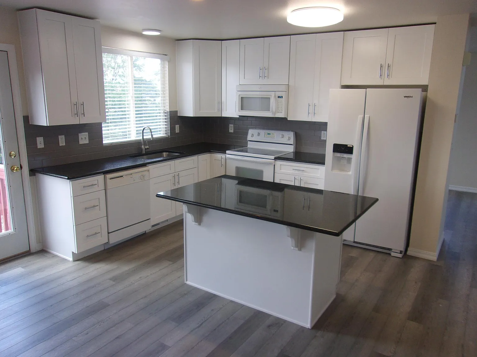 6668 Gooseberry Dr — Photo 2