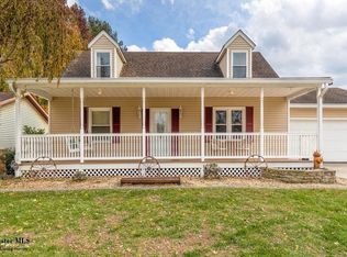 236 Williamsburg Ln, Lancaster, OH