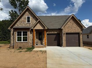 826 Lower Mill Rd, Hixson, TN 37343