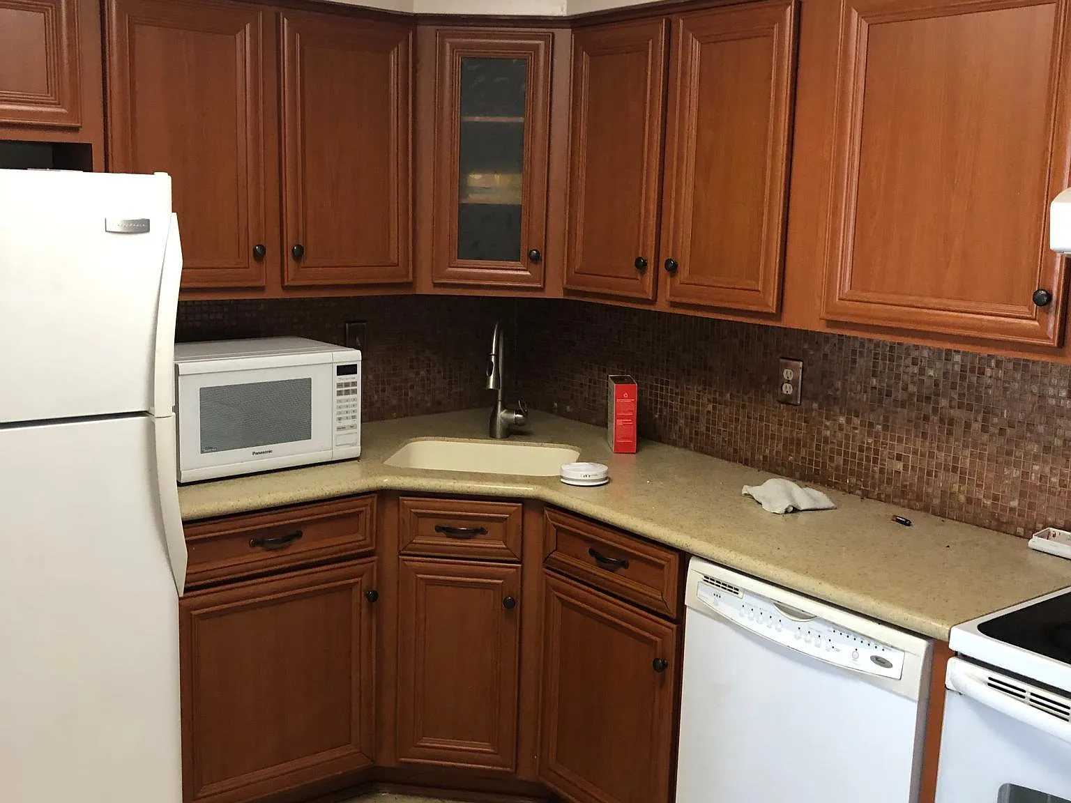 1 bed, 690 sqft, $1,800 — Photo 4