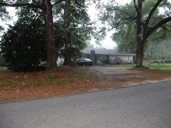3rd image of 6362 NW 57th Ave