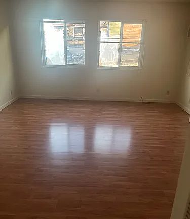 5th image of 2141 Fremont St #1B-1Ba-580Sqft