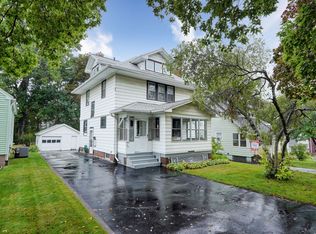 108 Wyndham Rd, Rochester, NY 14612