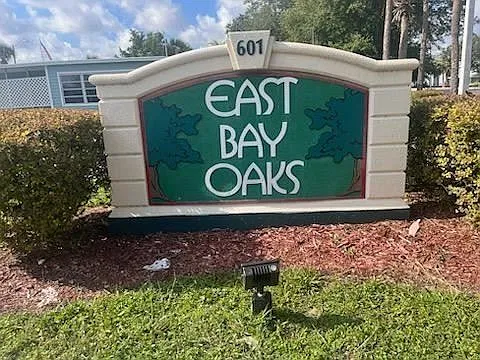 3 bed, 2.0 bath, 1456 sqft, $930 — Photo 4
