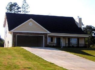 90 Meadow Overlook Dr, Covington, GA