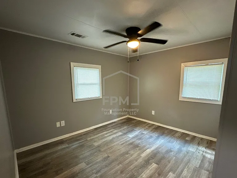 969 Joel Ave — Photo 10