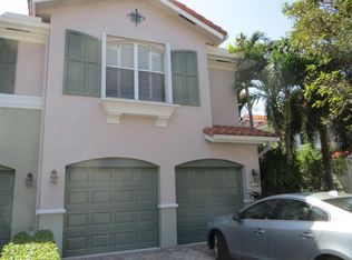 145 Las Brisas Cir, Hypoluxo, FL 33462