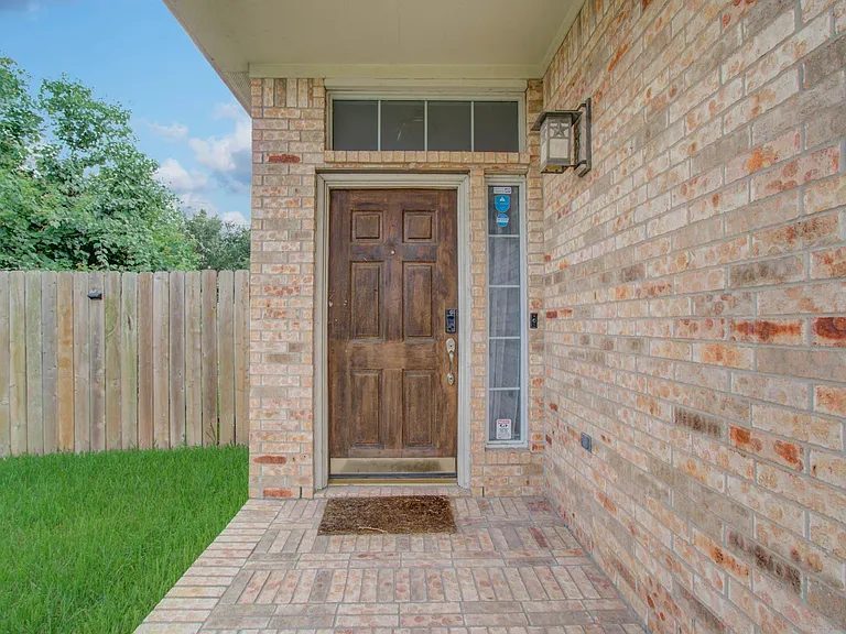 18303 Brenwood Manor Dr — Photo 3