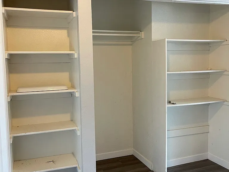 349 Gahart Dr #C — Photo 12