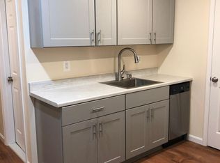 8808 Winding Hollow Way, Springfield, VA 22152