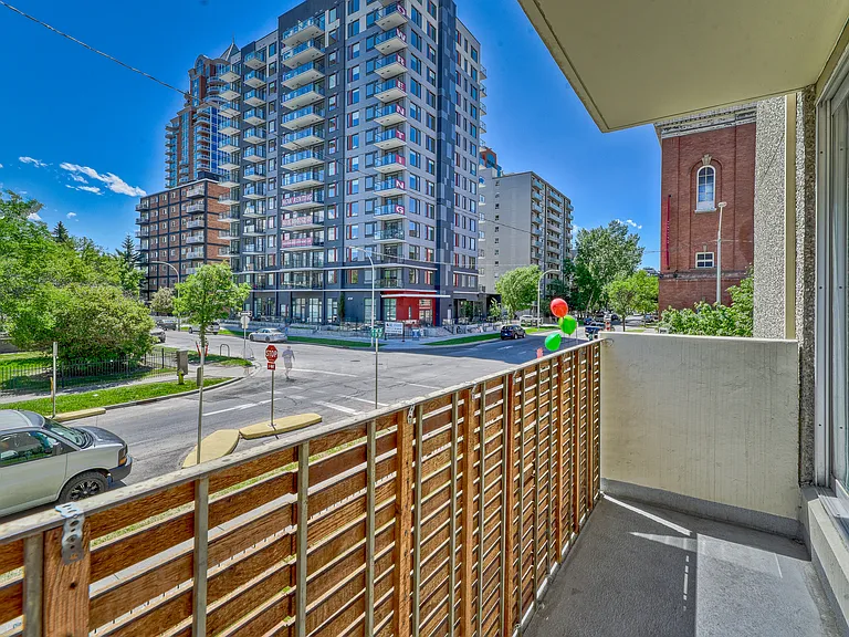 738 14th Ave SW — Photo 28