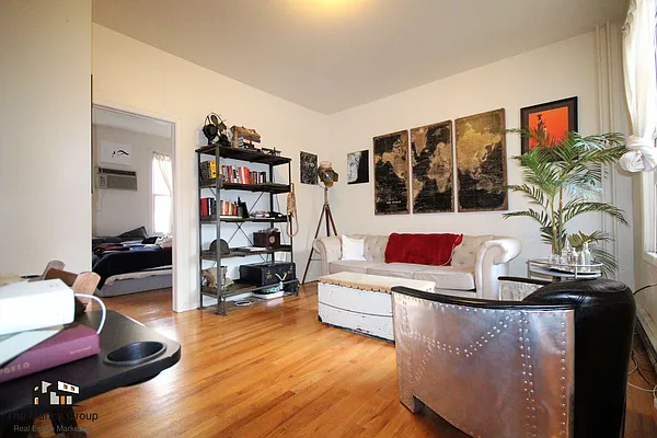 Rented by Bold New York | media 21