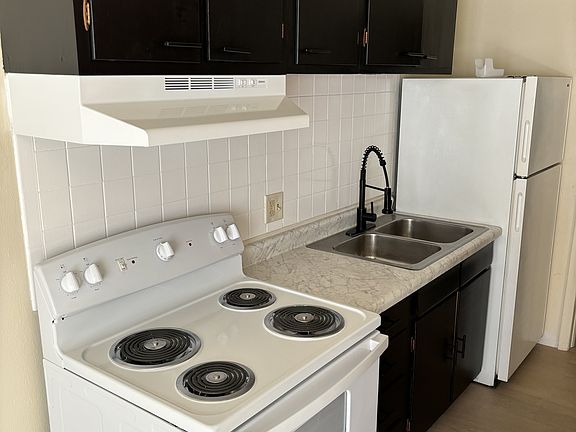 2nd image of 2006 W Woodriver Dr APT 18