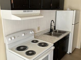 2014 W Woodriver Dr #1, Carbondale, IL 62901