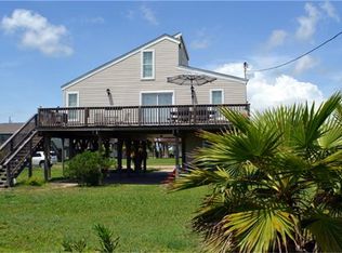 23171 Buena St, Galveston, TX 77554
