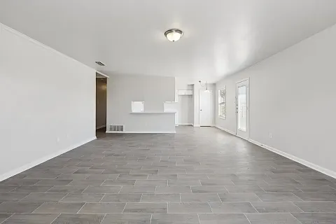 7020 Green Ridge Trl — Photo 5