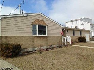 808 Bobby Jones Rd, Brigantine, NJ 08203