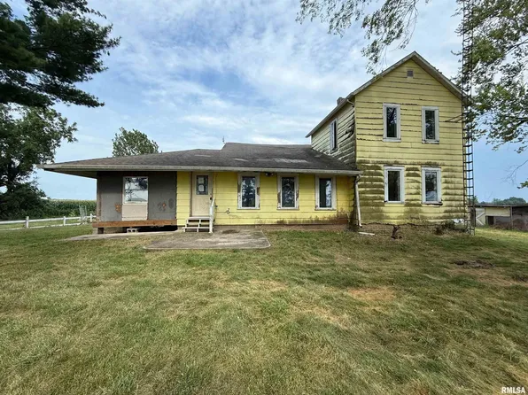 434 Chaudoin Rd, Franklin, IL 62638