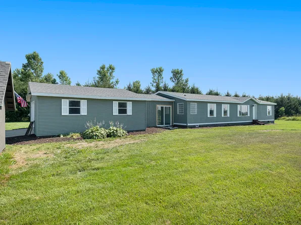 778 McKinch Dr, Saranac, MI 48881