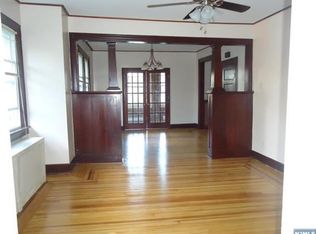 216 Columbia Ave, Cliffside Park, NJ 07010