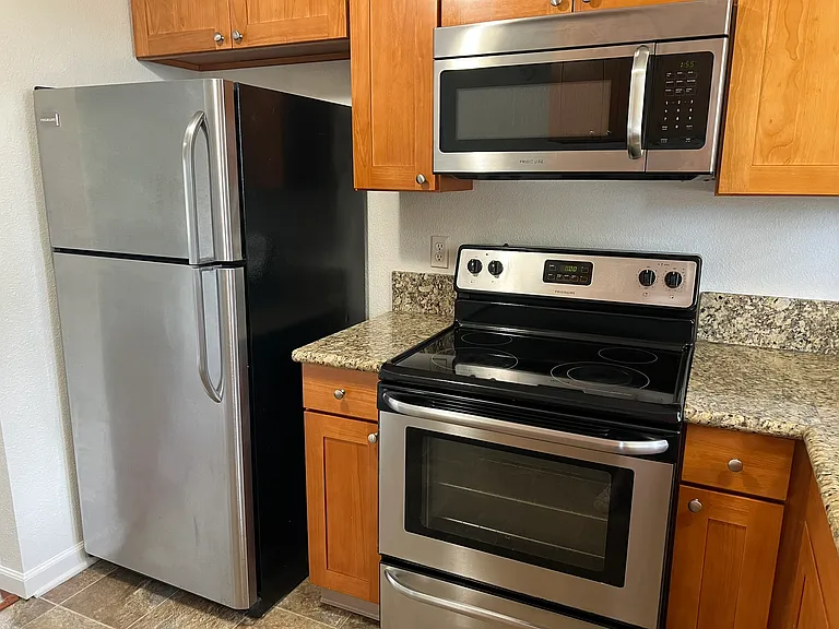 1078 SE Fir Grove Loop — Photo 8