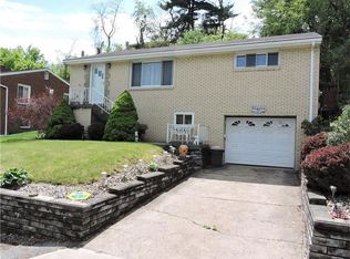 1812 Hethlon St, Pittsburgh, PA 15220