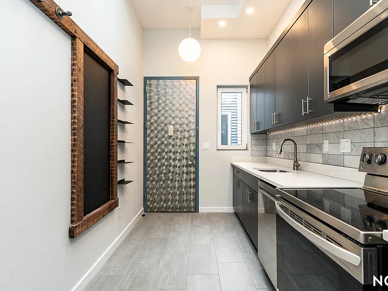 1628 Summerfield St #2B — Photo 20