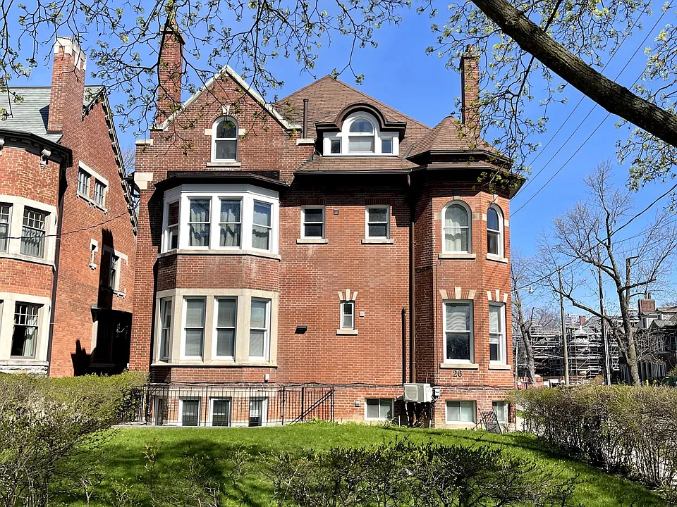 26 Elm Ave #5