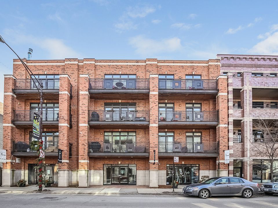 1st image of 2107 W Belmont Ave Unit 4B