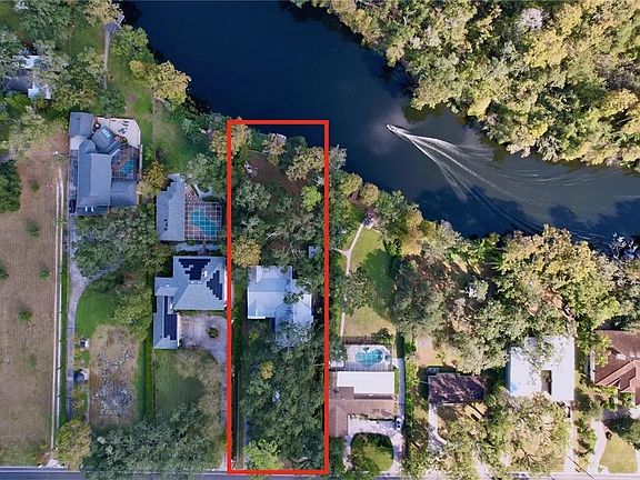5th image of 1601 N Riverhills Dr