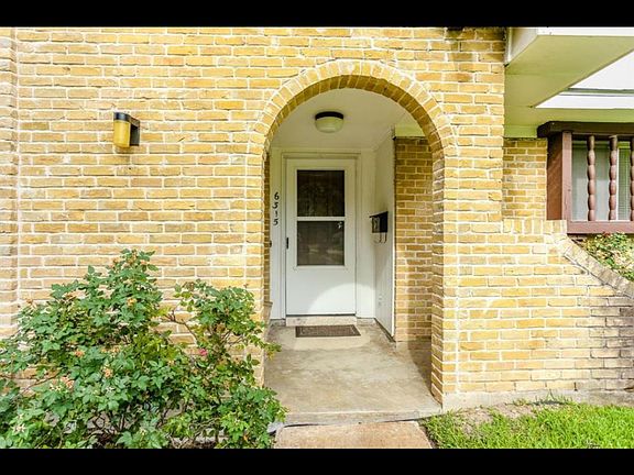 2nd image of 6315 Lugary Dr