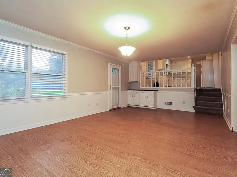 564 Clubhouse Dr SE — Photo 10