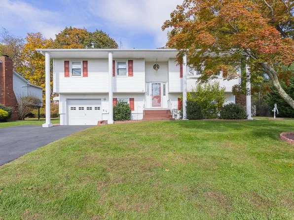 12 Lewis Road, Garnerville, NY 10923