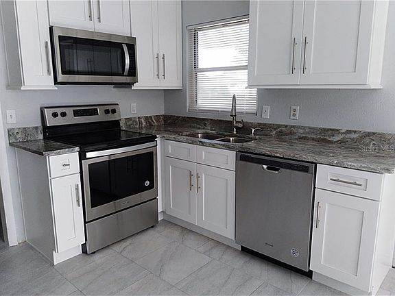 4th image of 3571 Australian Cir