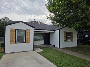 709 Elba St, Bowie, TX 76230